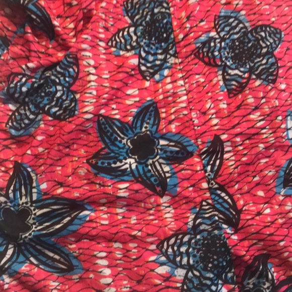 5 for $30 SALE‼️Zara Print Romper - Picture 3 of 3